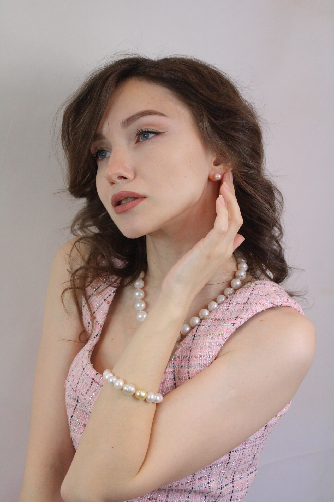 Witte freshwater Edison pearls 9x14mm round collier